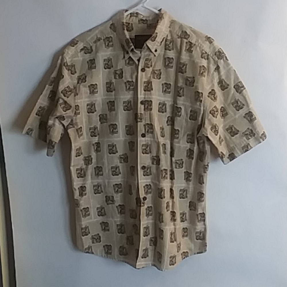 Deer print Woolrich short sleeve mens Med. Shirt.